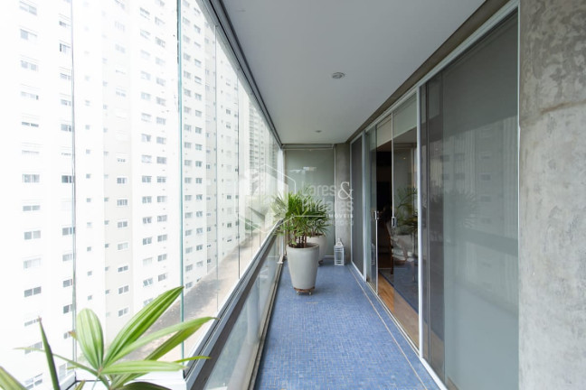 Imagem Apartamento com 4 Quartos à Venda, 272 m² em Jardim Fonte Do Morumbi - São Paulo Imagem Apartamento com 4 Quartos à Venda, 272 m² em Jardim Fonte Do Morumbi - São Paulo