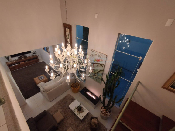 Imagem Casa com 3 Quartos à Venda, 270 m² em Centro - Botucatu Imagem Casa com 3 Quartos à Venda, 270 m² em Centro - Botucatu