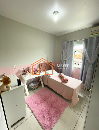 Imagem Casa com 6 Quartos à Venda, 297 m² em Aventureiro - Joinville Imagem Casa com 6 Quartos à Venda, 297 m² em Aventureiro - Joinville