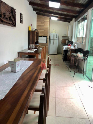 Imagem Casa com 3 Quartos à Venda, 159 m² em Dom Bosco - Itajaí Imagem Casa com 3 Quartos à Venda, 159 m² em Dom Bosco - Itajaí