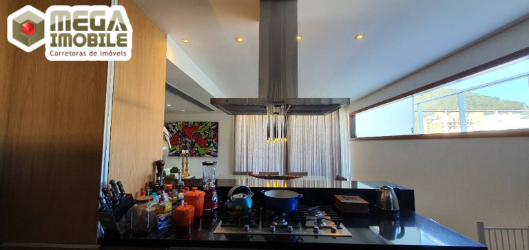 Imagem Apartamento com 2 Quartos à Venda, 248 m² em Itacorubi - Florianópolis Imagem Apartamento com 2 Quartos à Venda, 248 m² em Itacorubi - Florianópolis