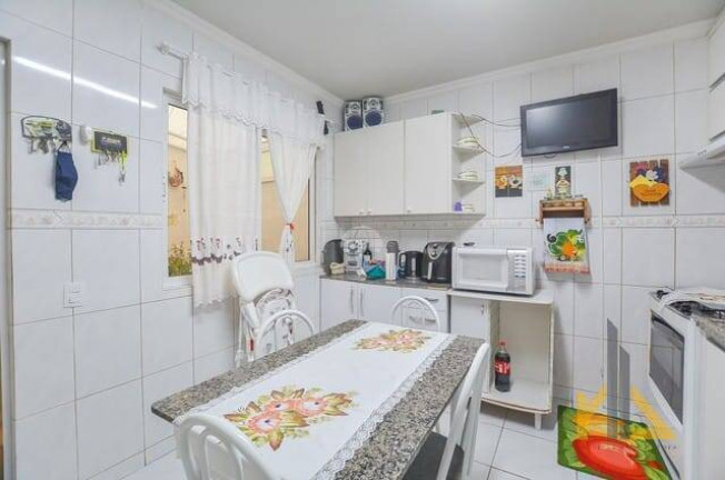 Imagem Sobrado com 3 Quartos à Venda, 134 m² em Fanny - Curitiba Imagem Sobrado com 3 Quartos à Venda, 134 m² em Fanny - Curitiba