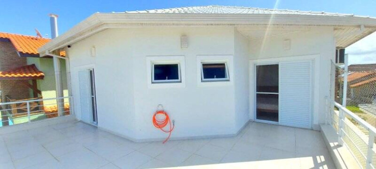 Imagem Casa com 5 Quartos à Venda, 360 m² em Bougainvillee 3 - Peruíbe Imagem Casa com 5 Quartos à Venda, 360 m² em Bougainvillee 3 - Peruíbe