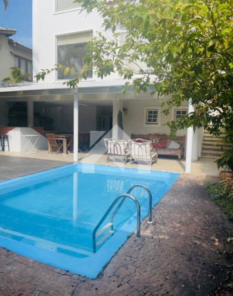 Imagem Casa de Condomínio com 5 Quartos à Venda, 320 m² em Alphaville - Santana De Parnaíba Imagem Casa de Condomínio com 5 Quartos à Venda, 320 m² em Alphaville - Santana De Parnaíba