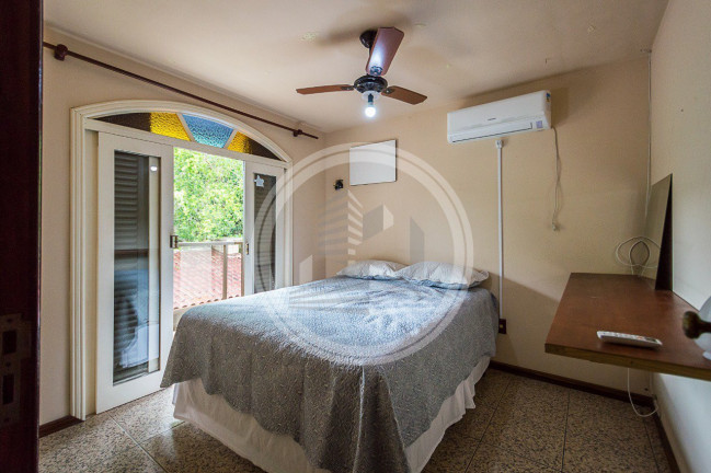 Imagem Casa com 3 Quartos à Venda, 160 m² em Morrinhos - Bombinhas Imagem Casa com 3 Quartos à Venda, 160 m² em Morrinhos - Bombinhas