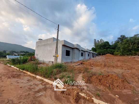 Imagem Casa com 3 Quartos à Venda, em Matiel - Feliz Imagem Casa com 3 Quartos à Venda, em Matiel - Feliz