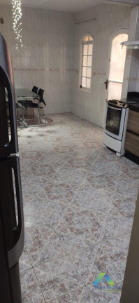 Imagem Casa de Condomínio com 4 Quartos à Venda, 210 m² em Vila Moraes - São Paulo