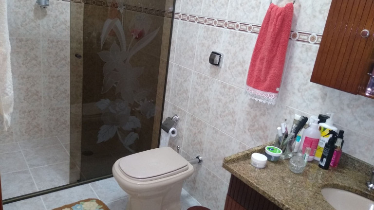 Imagem Casa com 3 Quartos à Venda, 188 m² em Jardim Zaira - Mauá Imagem Casa com 3 Quartos à Venda, 188 m² em Jardim Zaira - Mauá
