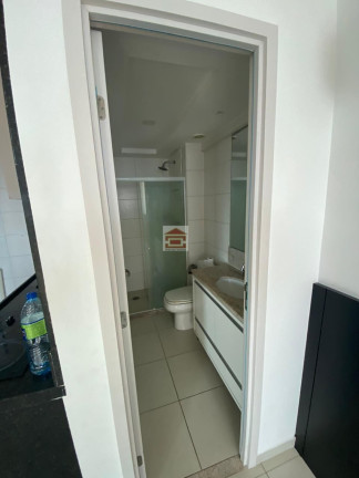 Imagem Apartamento com 1 Quarto para Alugar, 28 m² Imagem Apartamento com 1 Quarto para Alugar, 28 m²