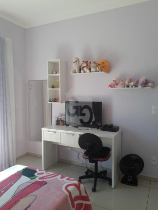 Imagem Casa com 3 Quartos à Venda, 290 m² em Colônia - Jundiaí