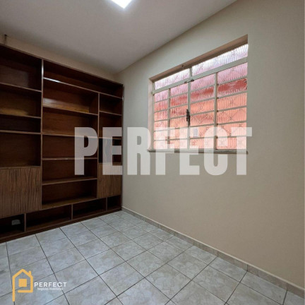 Imagem Casa com 5 Quartos à Venda, 180 m² em Centro De Taubaté - Taubaté Imagem Casa com 5 Quartos à Venda, 180 m² em Centro De Taubaté - Taubaté