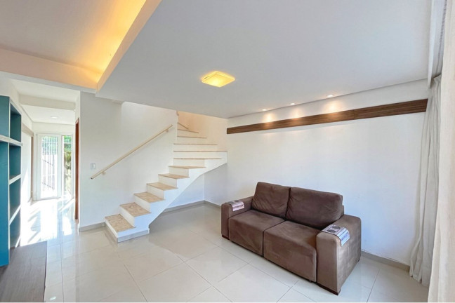 Imagem Casa com 2 Quartos à Venda, 76 m² em Guarujá - Porto Alegre Imagem Casa com 2 Quartos à Venda, 76 m² em Guarujá - Porto Alegre