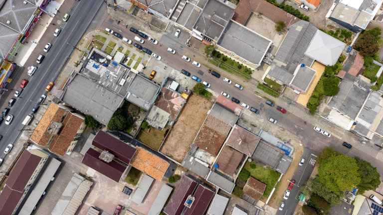 Imagem Terreno à Venda, 372 m² em Sítio Cercado - Curitiba Imagem Terreno à Venda, 372 m² em Sítio Cercado - Curitiba
