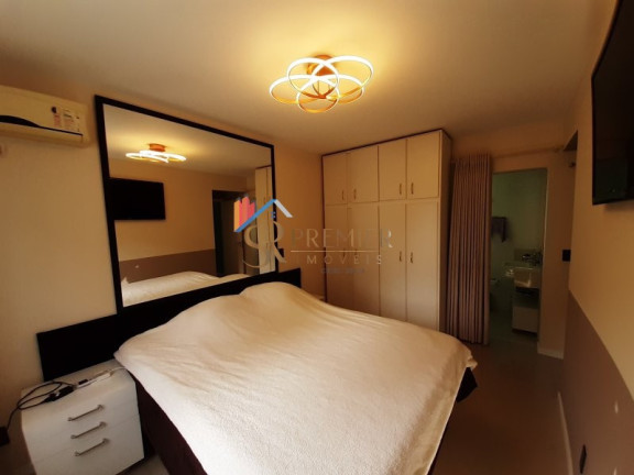 Imagem Apartamento com 3 Quartos à Venda, 97 m² em Centro - Florianópolis Imagem Apartamento com 3 Quartos à Venda, 97 m² em Centro - Florianópolis