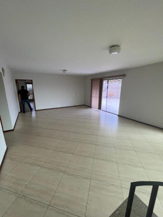 Imagem Imóvel com 4 Quartos à Venda, 360 m² em Vila Betânia - São José Dos Campos Imagem Imóvel com 4 Quartos à Venda, 360 m² em Vila Betânia - São José Dos Campos