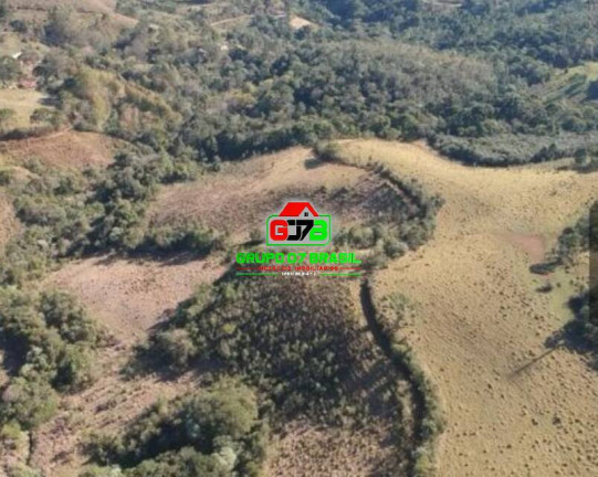 Imagem Fazenda à Venda, 111 m² em Centro - Sapucaí-mirim Imagem Fazenda à Venda, 111 m² em Centro - Sapucaí-mirim
