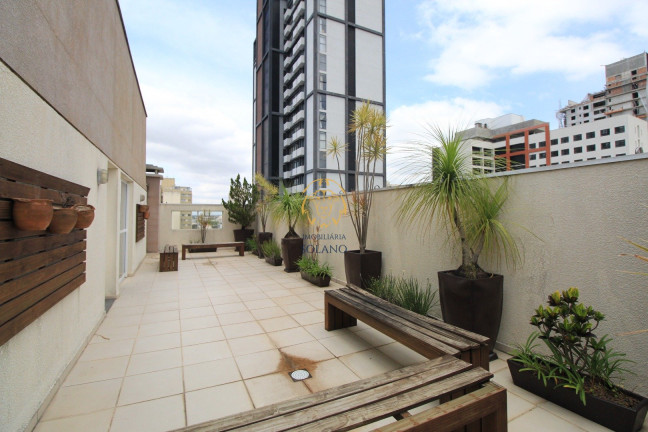 Imagem Apartamento com 1 Quarto à Venda ou Locação, 50 m² em Centro - Curitiba
