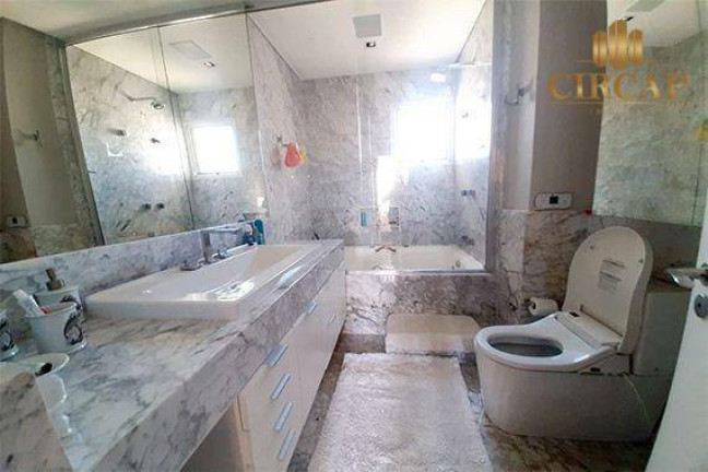 Imagem Cobertura com 3 Quartos à Venda ou Locação, 244 m² em Itaim - São Paulo Imagem Cobertura com 3 Quartos à Venda ou Locação, 244 m² em Itaim - São Paulo