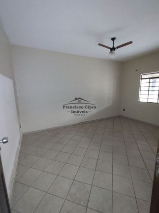 Imagem Casa com 3 Quartos à Venda, 284 m² em Vila Eliana Maria - Vila Molica - Guaratinguetá Imagem Casa com 3 Quartos à Venda, 284 m² em Vila Eliana Maria - Vila Molica - Guaratinguetá