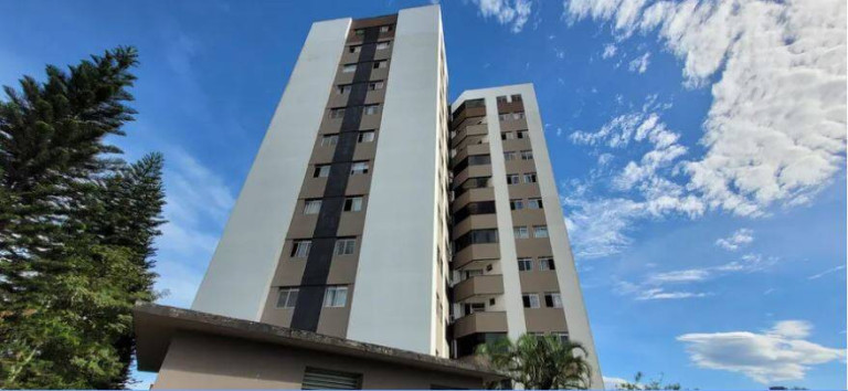 Apartamento com 3 Quartos à Venda, 64 m² em Floresta - Joinville