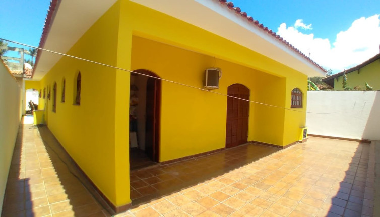 Casa com 4 Quartos à Venda, 250 m² em Flórida - Praia Grande