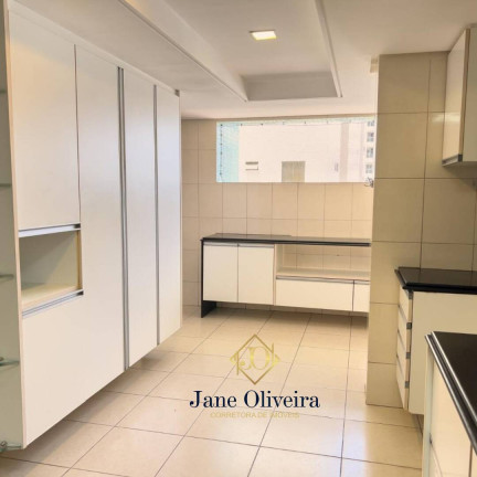 Imagem Apartamento com 4 Quartos à Venda, 274 m² em Tambaú - João Pessoa