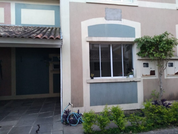 Sobrado com 4 Quartos à Venda, 90 m² em Humaitá - Porto Alegre