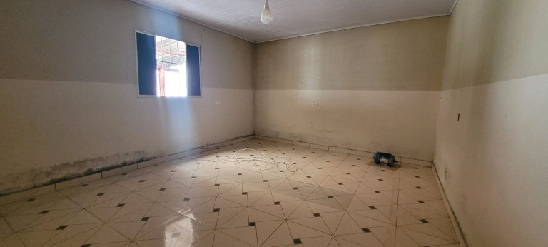 Imagem Imóvel com 2 Quartos à Venda, 650 m² em Jardim Itacolomi - Itapevi Imagem Imóvel com 2 Quartos à Venda, 650 m² em Jardim Itacolomi - Itapevi