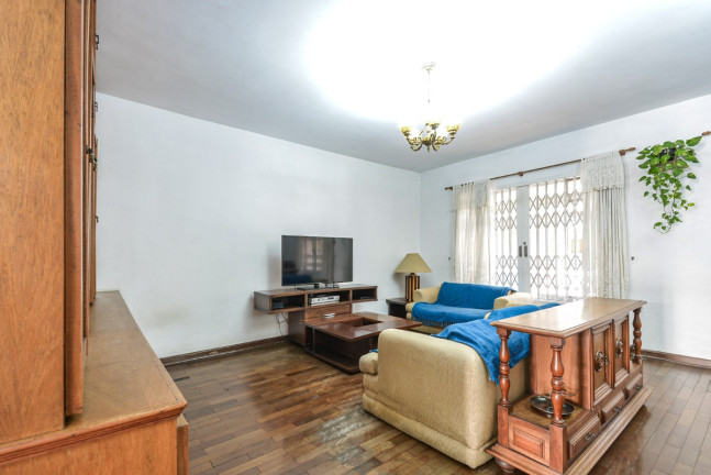Imagem Casa com 4 Quartos à Venda, 242 m² em Moema - São Paulo