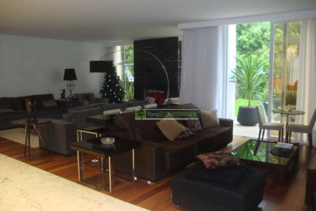 Imagem Casa com 5 Quartos à Venda, 790 m² em Campo Comprido - Curitiba