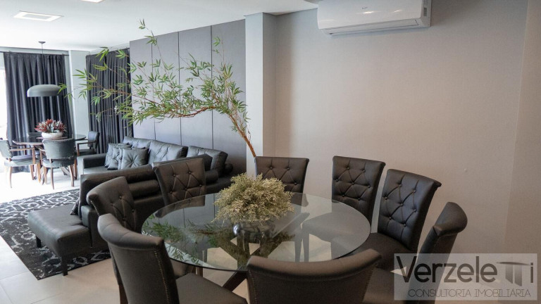 Imagem Apartamento com 4 Quartos para Temporada, 250 m² em Centro - Balneário Camboriú