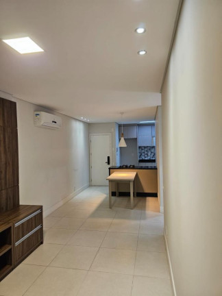 Imagem Apartamento com 2 Quartos à Venda, 73 m² em Centro - Florianópolis Imagem Apartamento com 2 Quartos à Venda, 73 m² em Centro - Florianópolis