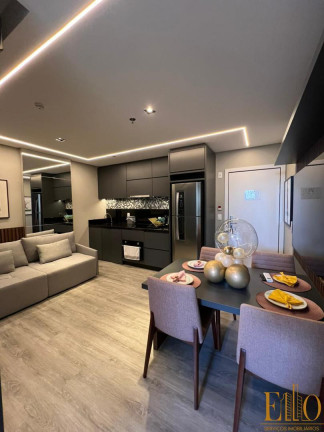 Flat com 1 Quarto à Venda, 40 m² em Meia Praia - Itapema