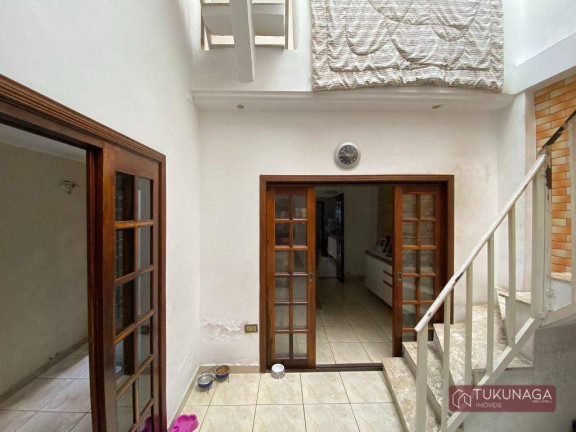 Imagem Casa com 3 Quartos à Venda, 325 m² em Jardim Vila Galvão - Guarulhos Imagem Casa com 3 Quartos à Venda, 325 m² em Jardim Vila Galvão - Guarulhos