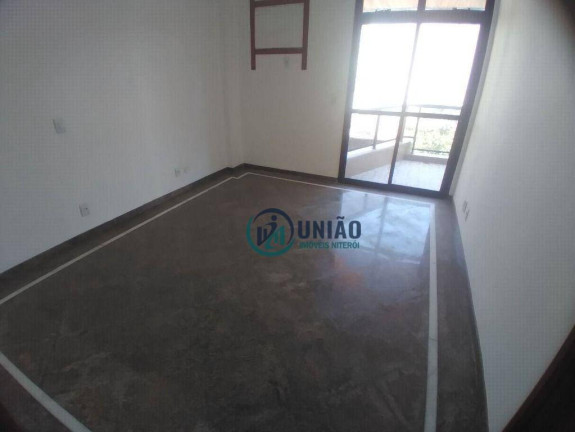 Imagem Apartamento com 4 Quartos à Venda, 220 m² em Vital Brasil - Niterói