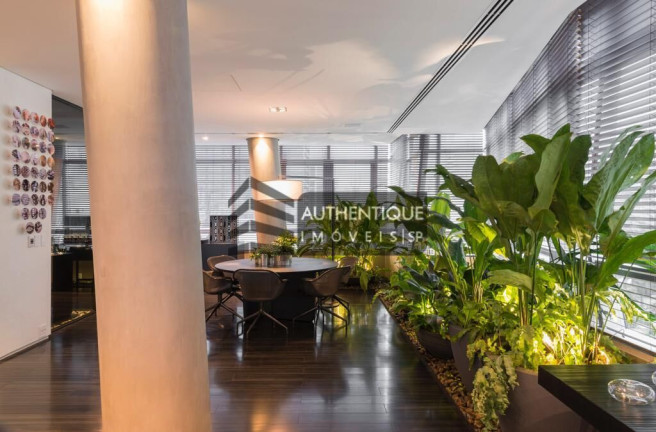 Imagem Apartamento com 4 Quartos à Venda, 556 m² em Itaim Bibi - São Paulo Imagem Apartamento com 4 Quartos à Venda, 556 m² em Itaim Bibi - São Paulo