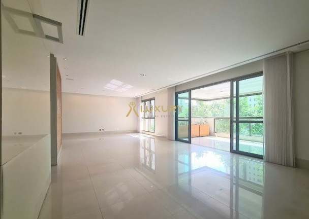 Imagem Imóvel com 4 Quartos à Venda, 263 m² em Vila Da Serra - Nova Lima Imagem Imóvel com 4 Quartos à Venda, 263 m² em Vila Da Serra - Nova Lima