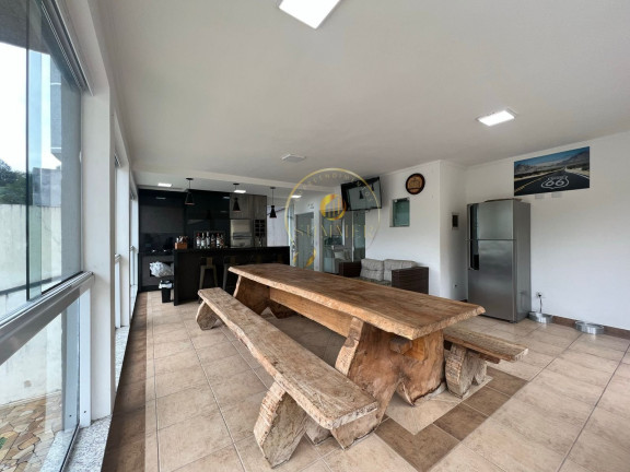 Imagem Casa com 3 Quartos à Venda, 300 m² em Jardim Imperial - Arujá Imagem Casa com 3 Quartos à Venda, 300 m² em Jardim Imperial - Arujá
