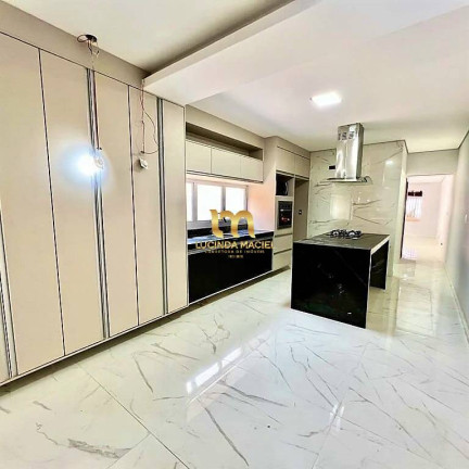 Imagem Sobrado com 3 Quartos à Venda, 117 m² em Guilhermina - Praia Grande