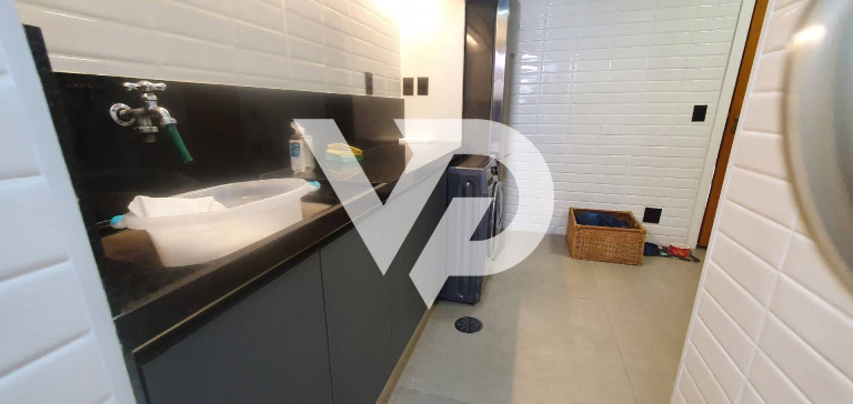 Imagem Casa com 4 Quartos à Venda, 430 m² em Empresarial 18 Do Forte - Barueri Imagem Casa com 4 Quartos à Venda, 430 m² em Empresarial 18 Do Forte - Barueri