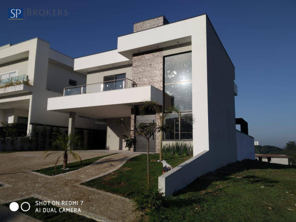 Casa com 3 Quartos à Venda, 258 m² em Swiss Park - Campinas