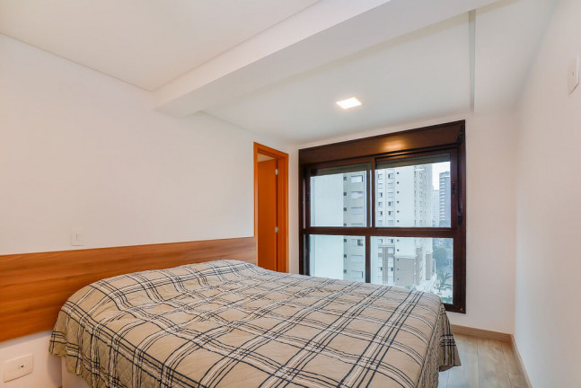 Imagem Imóvel com 1 Quarto à Venda, 31 m² em água Verde - Curitiba