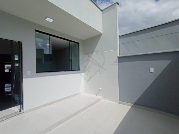 Imagem Imóvel com 2 Quartos à Venda, 69 m² Imagem Imóvel com 2 Quartos à Venda, 69 m²