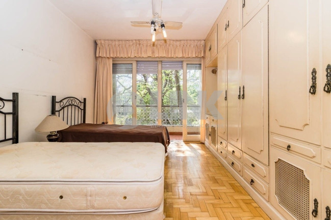 Imagem Apartamento com 3 Quartos à Venda, 190 m² em Rio Branco - Porto Alegre Imagem Apartamento com 3 Quartos à Venda, 190 m² em Rio Branco - Porto Alegre