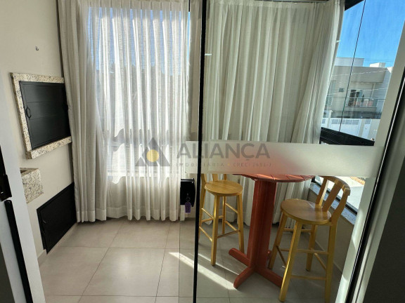 Imagem Apartamento com 2 Quartos à Venda, 65 m² em Gravatá - Navegantes