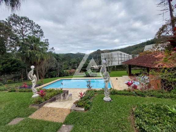 Imagem Casa com 8 Quartos à Venda, 500 m² em Pessegueiros - Teresópolis Imagem Casa com 8 Quartos à Venda, 500 m² em Pessegueiros - Teresópolis