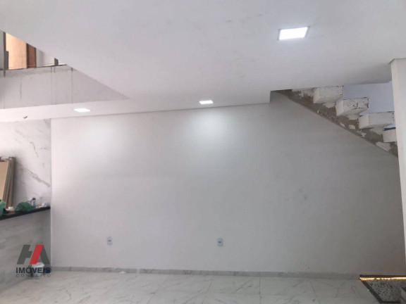 Imagem Casa com 3 Quartos à Venda, 123 m² em Coaçu - Eusébio Imagem Casa com 3 Quartos à Venda, 123 m² em Coaçu - Eusébio