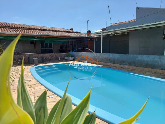 Imagem Casa com 1 Quarto à Venda, 70 m² em Parque Residencial Ypê Amarelo - Mogi Guaçu Imagem Casa com 1 Quarto à Venda, 70 m² em Parque Residencial Ypê Amarelo - Mogi Guaçu