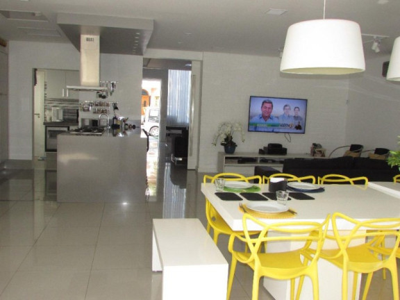 Imagem Sobrado com 3 Quartos à Venda, 250 m² em Jardim Village Saint Claire - Sorocaba Imagem Sobrado com 3 Quartos à Venda, 250 m² em Jardim Village Saint Claire - Sorocaba