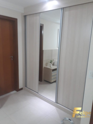 Imagem Imóvel com 3 Quartos à Venda, 117 m² em Centro - Guarapari Imagem Imóvel com 3 Quartos à Venda, 117 m² em Centro - Guarapari